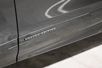 https://vehicle.imgix.net/4354114/a69022cd-fb3d-480e-8d47-21fb2b505bb7.jpg