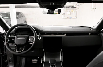 https://vehicle.imgix.net/4354114/c15c1ce8-ad66-4b58-b131-5e4edf799915.jpg