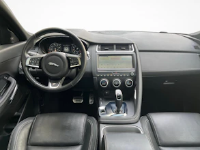 https://vehicle.imgix.net/4354119/f65f234d-805c-4986-a151-7763965d0dda.jpg