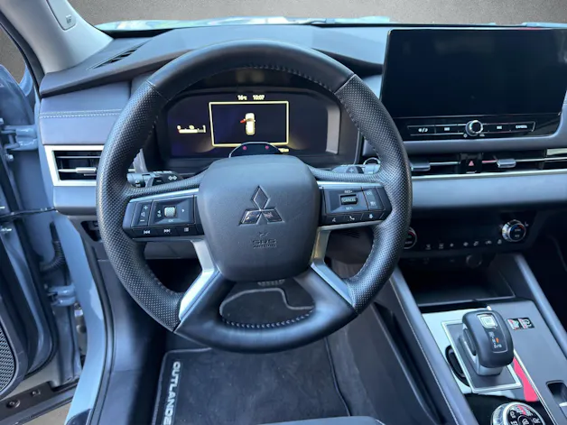 Mitsubishi Outlander 2.4 PHEV Invite 4x4