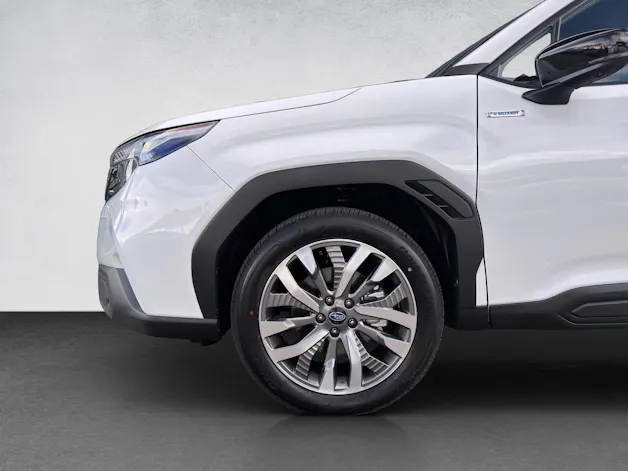 Subaru Forester Station 2.0i e-Boxer Luxury
