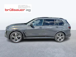 BMW X7 M60i