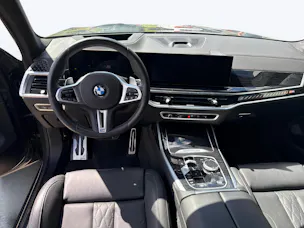BMW X7 M60i