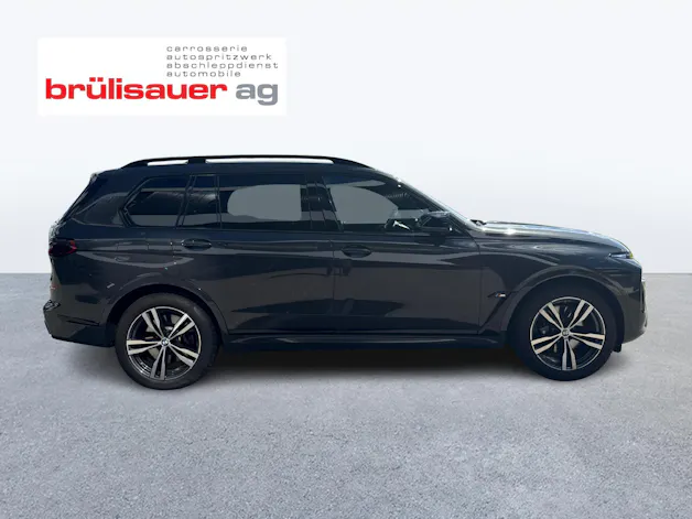 BMW X7 M60i