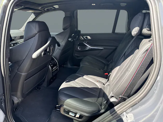 BMW X7 M60i