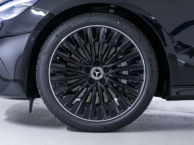 Mercedes-Benz E 220 d 4MATIC