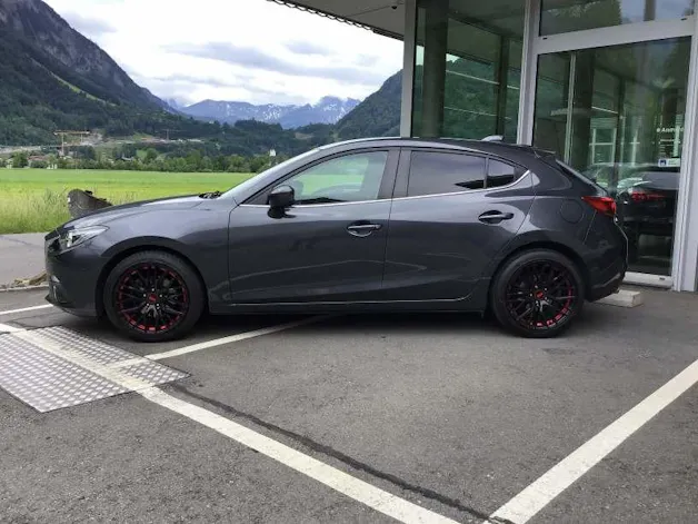 Mazda 3 2.0 165 Revolution