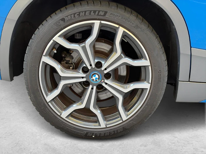 Fahrzeugbild BMW X2