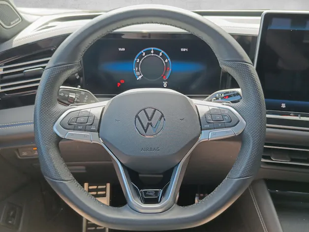 VW Tiguan 2.0 TSI R-Line Black Style 4motion*5J Garantie*8-Fach Räder*Standheizung*