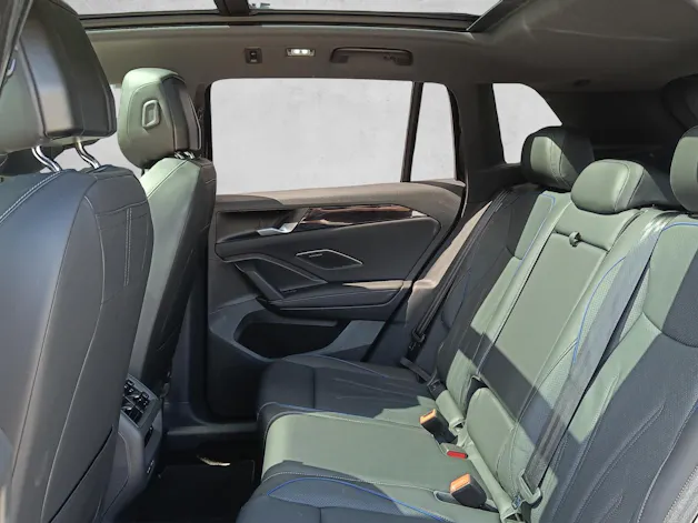 VW Tiguan 2.0 TSI R-Line Black Style 4motion*5J Garantie*8-Fach Räder*Standheizung*