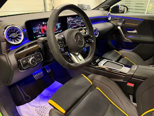 Mercedes-Benz A 45 S AMG 4matic+ Limited Edition Green Hell Magno
