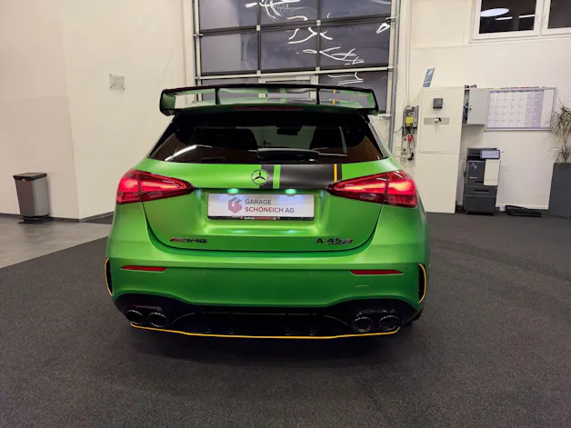Mercedes-Benz A 45 S AMG 4matic+ Limited Edition Green Hell Magno