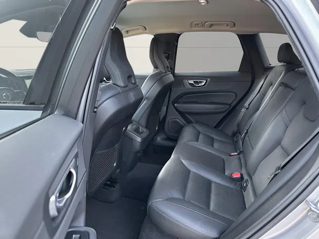 Volvo XC60 2.0 B5 MH Plus Dark AWD