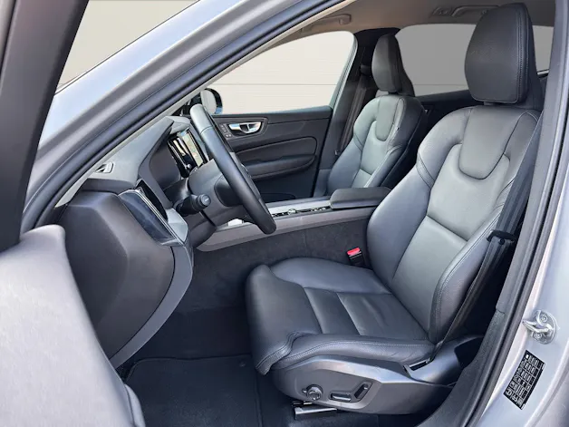 Volvo XC60 2.0 B5 MH Plus Dark AWD