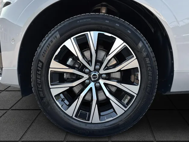 Volvo XC60 2.0 B5 MH Plus Dark AWD