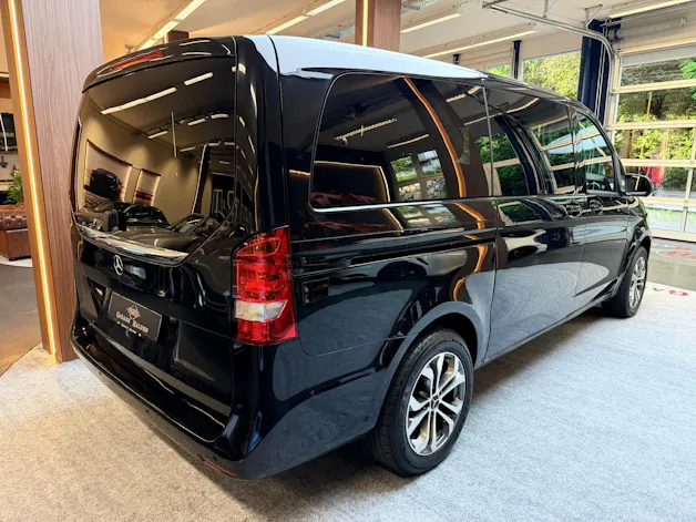 Mercedes-Benz V 250 d BlueTec lang 4matic Van