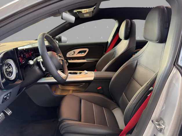 Mercedes-Benz CLA Shooting Brake 220 4Matic 8G-DCT