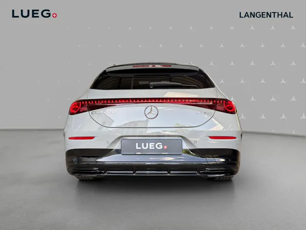 Mercedes-Benz CLA Shooting Brake 220 4Matic 8G-DCT