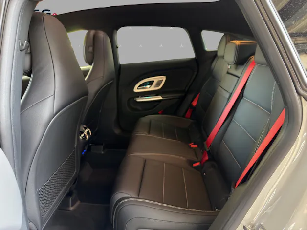 Mercedes-Benz CLA Shooting Brake 220 4Matic 8G-DCT