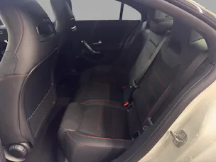 Mercedes-Benz CLA 220 4M - AMG / Rückfahrkamera / Standheizung / Panorama-Dach