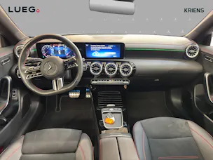 Mercedes-Benz CLA 220 4M - AMG / Rückfahrkamera / Standheizung / Panorama-Dach