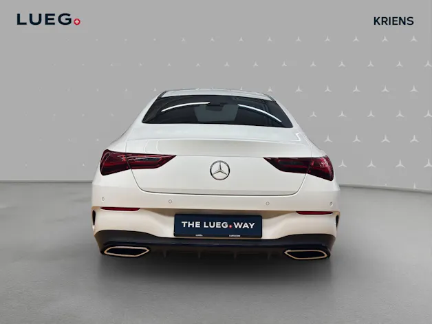 Mercedes-Benz CLA 220 4M - AMG / Rückfahrkamera / Standheizung / Panorama-Dach