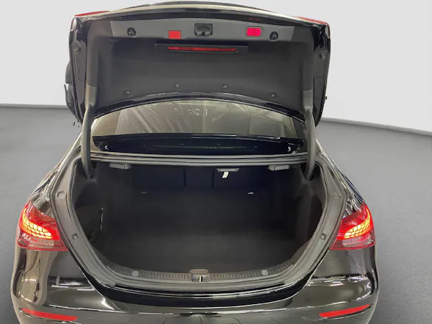 Mercedes-Benz E 200 Avantgarde 4MATIC