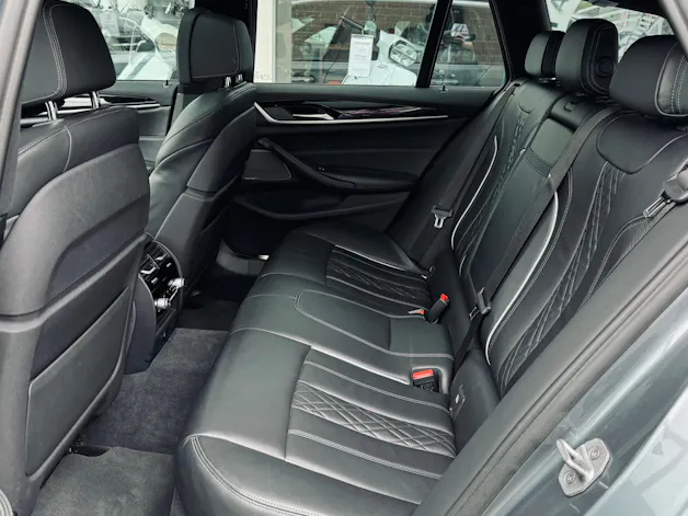 BMW 540i xDrive Touring M Sport Steptronic