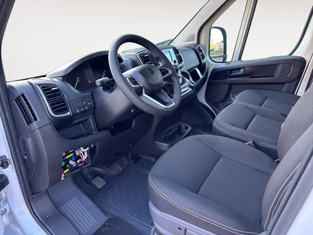 Peugeot Boxer 2.2 HDI 335 L2H2