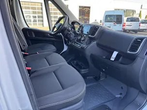Peugeot Boxer 2.2 HDI 335 L2H2