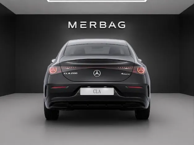 Mercedes-Benz CLA 200 8G-DCT 4Matic