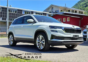 Škoda Karoq 2.0 TDI CR Style 4x4 DSG Anhängerkupplung+8-fach bereift*