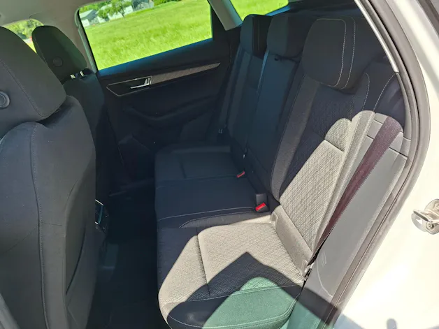 Škoda Karoq 2.0 TDI CR Style 4x4 DSG Anhängerkupplung+8-fach bereift*
