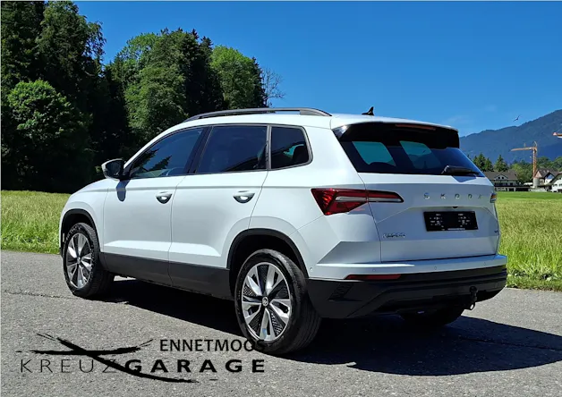Škoda Karoq 2.0 TDI CR Style 4x4 DSG Anhängerkupplung+8-fach bereift*