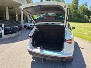 Škoda Karoq 2.0 TDI CR Style 4x4 DSG Anhängerkupplung+8-fach bereift*