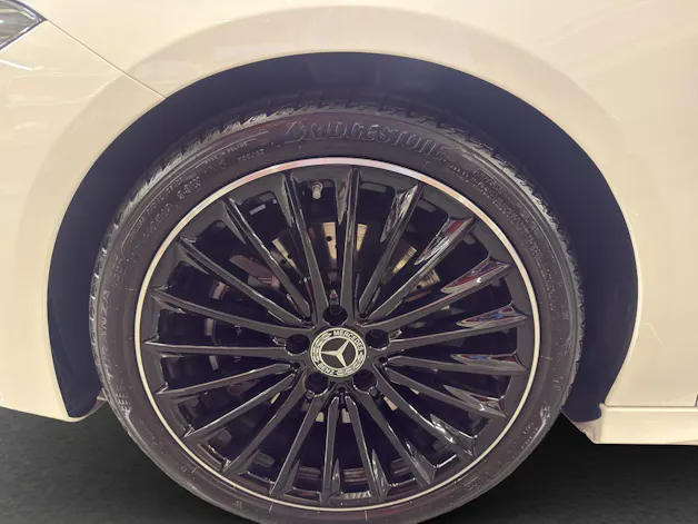 Mercedes-Benz CLA 200 - AMG / Rückfahrkamera / Panorama-Dach / Ambiente-Licht