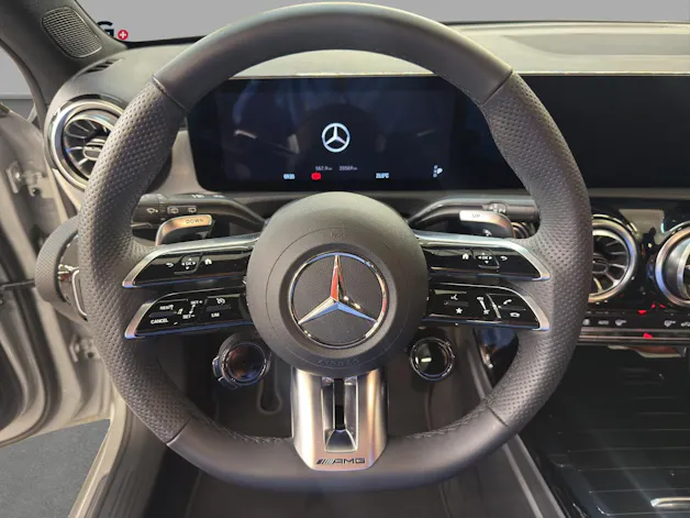Mercedes-Benz A 35 4M - AMG / Rückfahrkamera / Sitzmemory / Multibeam LED