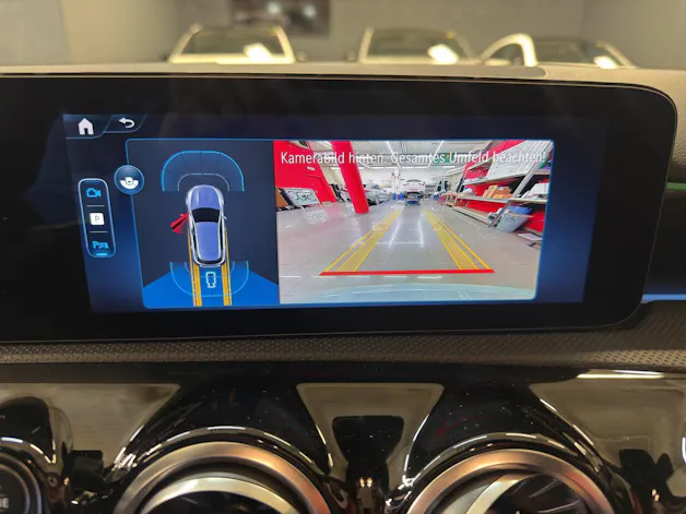 Mercedes-Benz A 35 4M - AMG / Rückfahrkamera / Sitzmemory / Multibeam LED