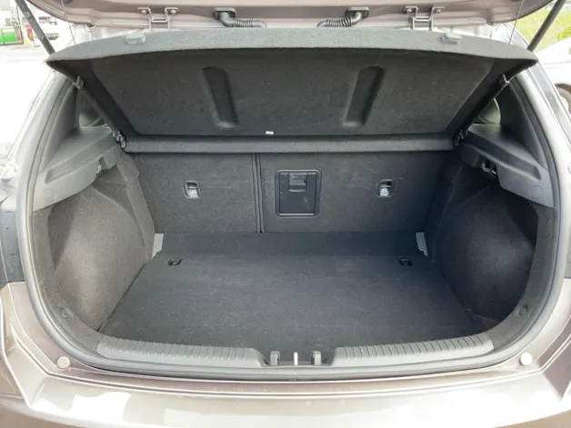 Hyundai i30 1.5 T-GDi Amplia 48V MH DCT