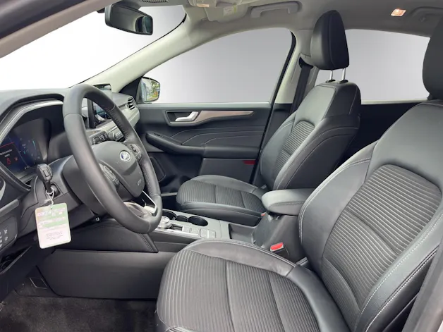 Ford Kuga 2.5 FHEV Titanium X 4WD