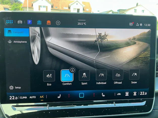 VW Tayron 2.0 TDI 193 PS 4Motion R-Line *** PANORAMDACH & ANHÄNGERKUPPLUNG ***