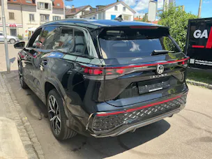 VW Tayron 2.0 TDI 193 PS 4Motion R-Line *** PANORAMDACH & ANHÄNGERKUPPLUNG ***
