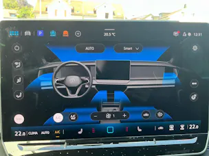 VW Tayron 2.0 TDI 193 PS 4Motion R-Line *** PANORAMDACH & ANHÄNGERKUPPLUNG ***