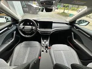 Škoda Octavia Combi 1.5 TSI mHEV DSG Selection
