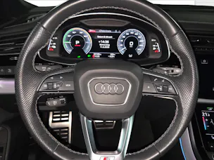 Audi Q8 55 TFSI e quattro PHEV tiptronic