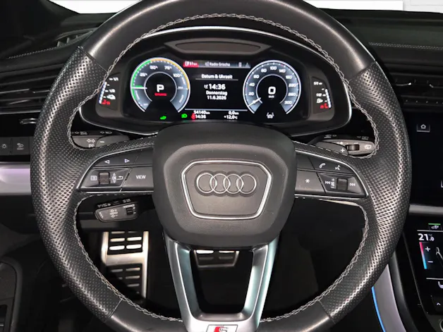 Audi Q8 55 TFSI e quattro PHEV tiptronic