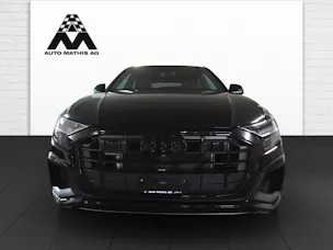 Audi Q8 55 TFSI e quattro PHEV tiptronic