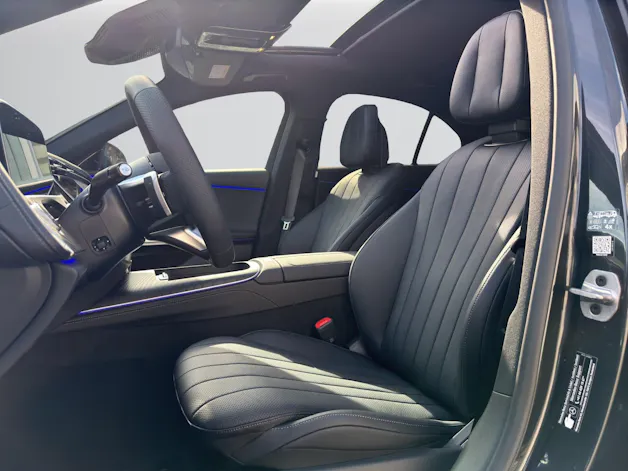Mercedes-Benz E 400 e 4Matic 9G-Tronic