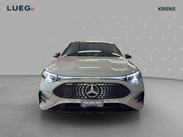 Mercedes-Benz CLA 350 4M - 85 kWh - EQ - AMG / DISTRONIC / 360 Grad Kamera / Panorama-Dach