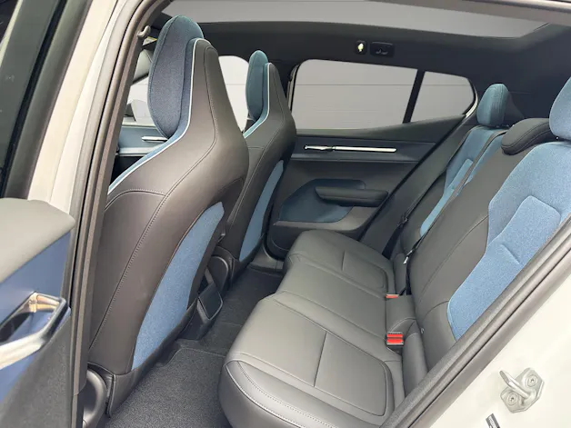 Volvo EX30 E60 Twin Ultra Performance AWD